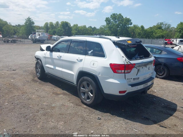 Продаж на аукціоні авто 2013 Jeep Grand Cherokee Laredo Trailhawk, vin: 1C4RJFAT2DC615640, номер лоту: 45665772
