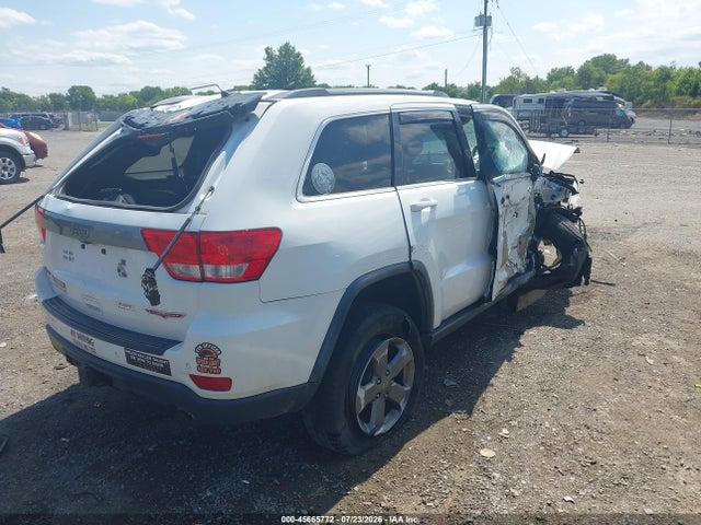Продаж на аукціоні авто 2013 Jeep Grand Cherokee Laredo Trailhawk, vin: 1C4RJFAT2DC615640, номер лоту: 45665772