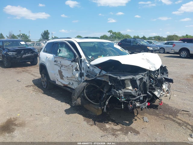 Продаж на аукціоні авто 2013 Jeep Grand Cherokee Laredo Trailhawk, vin: 1C4RJFAT2DC615640, номер лоту: 45665772