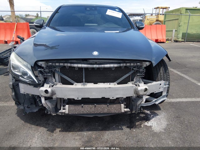 2015 Mercedes-benz C 300 Sport მანქანა იყიდება აუქციონზე, vin: 55SWF4JB6FU090182, აუქციონის ნომერი: 45665795