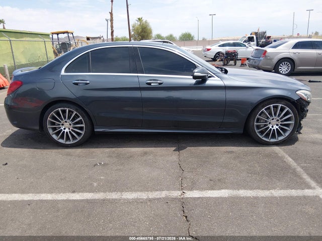 2015 Mercedes-benz C 300 Sport მანქანა იყიდება აუქციონზე, vin: 55SWF4JB6FU090182, აუქციონის ნომერი: 45665795