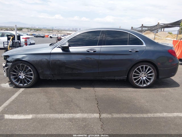 2015 Mercedes-benz C 300 Sport მანქანა იყიდება აუქციონზე, vin: 55SWF4JB6FU090182, აუქციონის ნომერი: 45665795