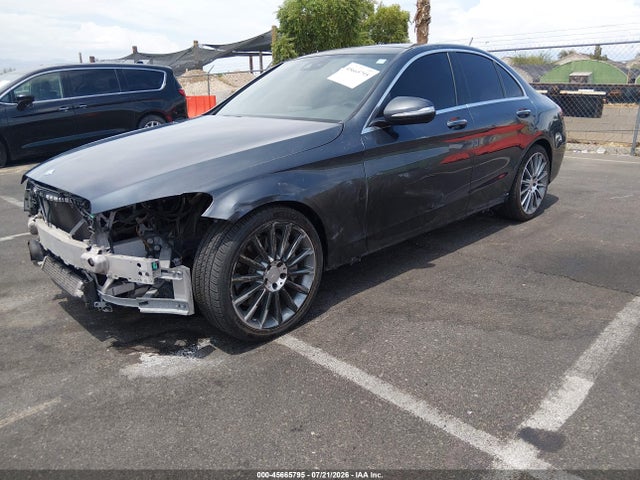 2015 Mercedes-benz C 300 Sport მანქანა იყიდება აუქციონზე, vin: 55SWF4JB6FU090182, აუქციონის ნომერი: 45665795