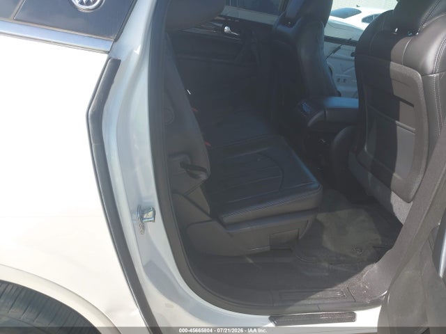 2015 Buick Enclave Leather მანქანა იყიდება აუქციონზე, vin: 5GAKVBKD2FJ317255, აუქციონის ნომერი: 45665804