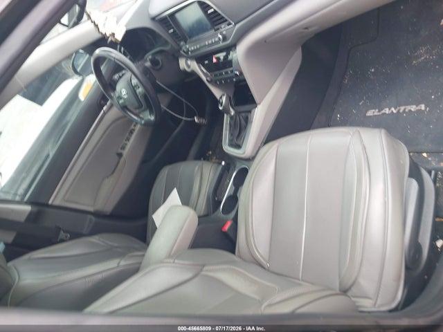 2017 Hyundai Elantra Limited მანქანა იყიდება აუქციონზე, vin: 5NPD84LF5HH097812, აუქციონის ნომერი: 45665809