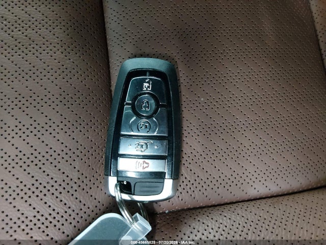 2025 Ford Expedition King Ranch Max მანქანა იყიდება აუქციონზე, vin: 1FMJK1P85SEA75942, აუქციონის ნომერი: 45665825
