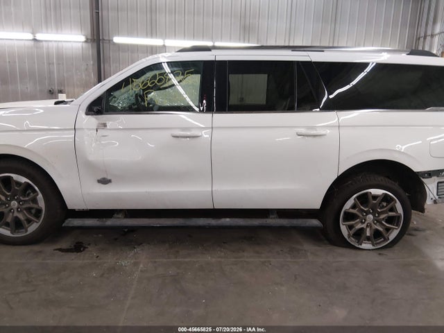 2025 Ford Expedition King Ranch Max მანქანა იყიდება აუქციონზე, vin: 1FMJK1P85SEA75942, აუქციონის ნომერი: 45665825