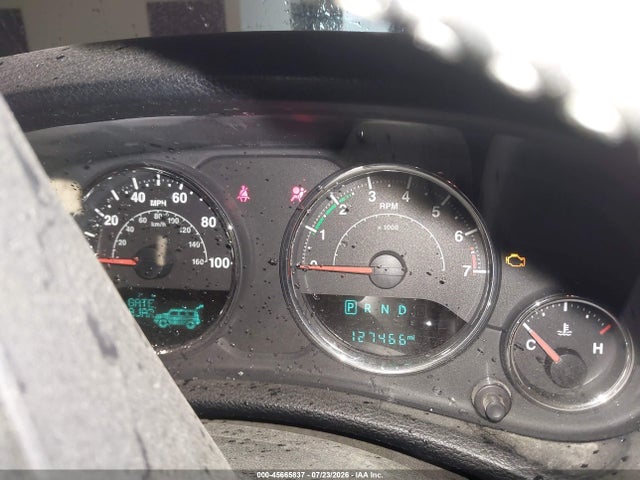 2015 Jeep Wrangler Unlimited Sahara მანქანა იყიდება აუქციონზე, vin: 1C4BJWEG1FL624038, აუქციონის ნომერი: 45665837