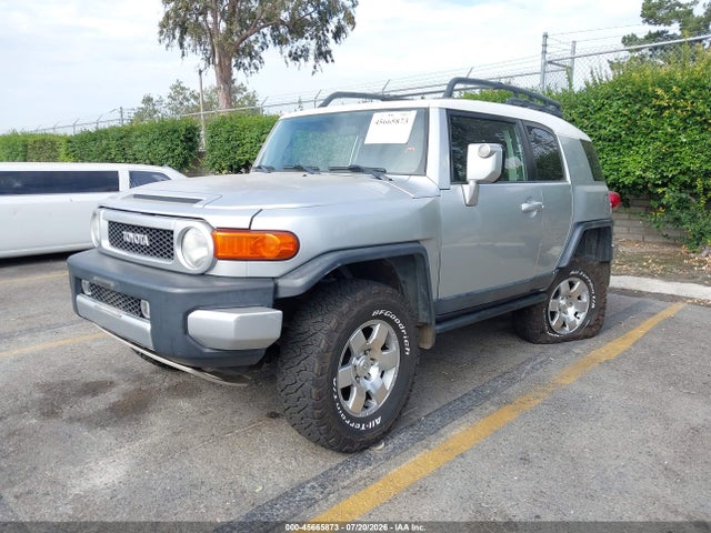 45665873 :رقم المزاد ، JTEBU11F170082512 vin ، 2007 Toyota Fj Cruiser مزاد بيع
