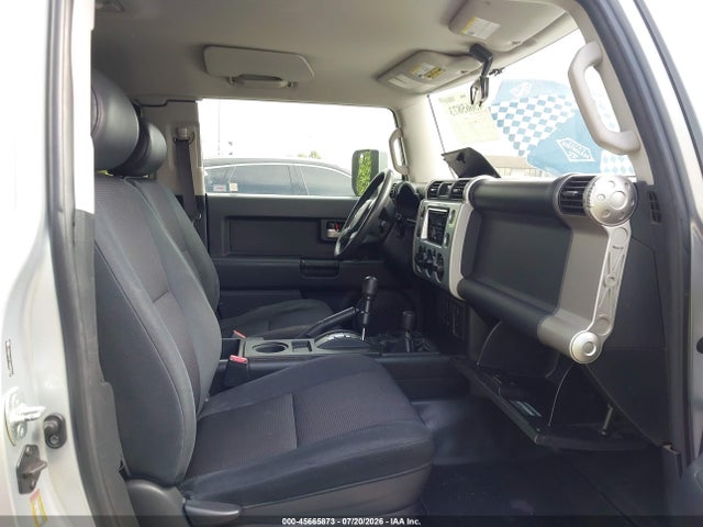 45665873 :رقم المزاد ، JTEBU11F170082512 vin ، 2007 Toyota Fj Cruiser مزاد بيع