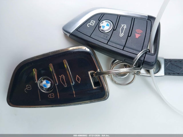 Продажа на аукционе авто 2018 Bmw X1 Xdrive28i, vin: WBXHT3C38J5L30512, номер лота: 45665882