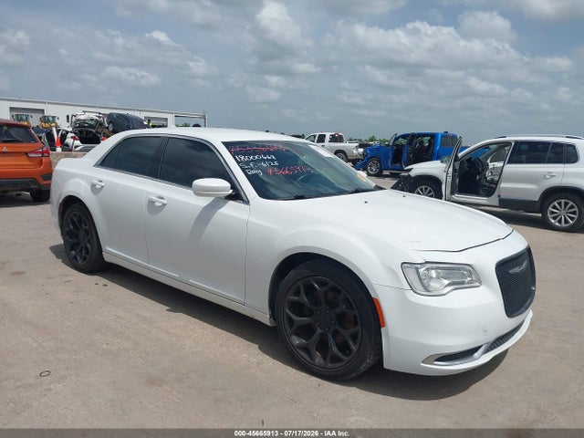 Aukcja sprzedaży 2016 Chrysler 300 Limited, vin: 2C3CCAAG2GH334448, numer aukcji: 45665913