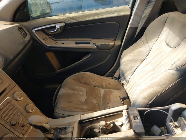 YV4612HK3F1001412 Volvo V60 Cross Country T5