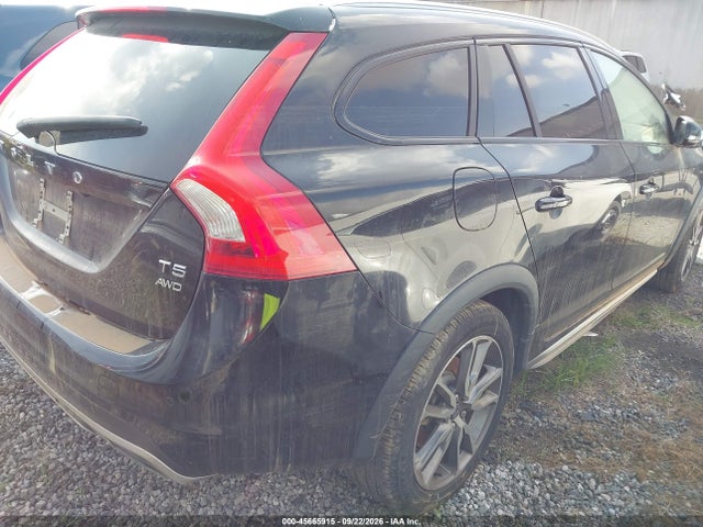YV4612HK3F1001412 Volvo V60 Cross Country T5