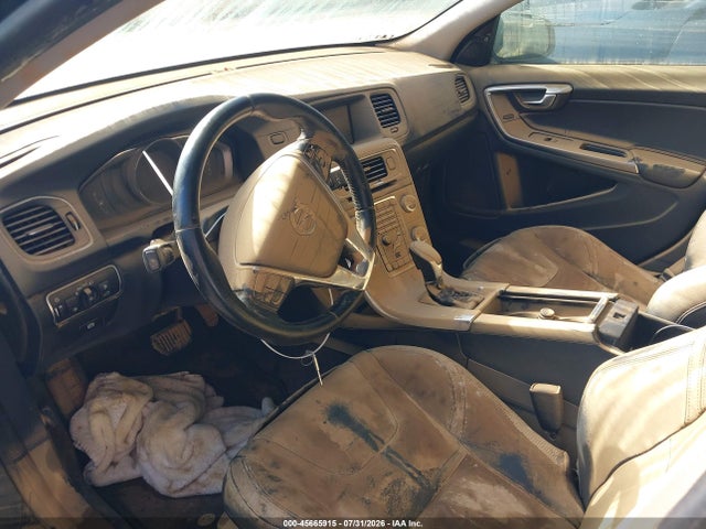 YV4612HK3F1001412 Volvo V60 Cross Country T5