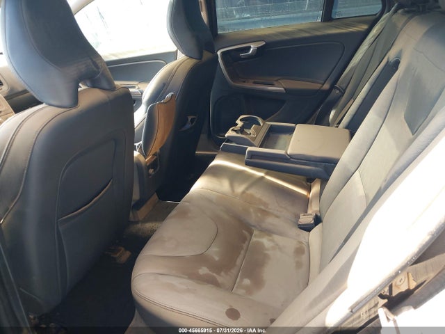 YV4612HK3F1001412 Volvo V60 Cross Country T5