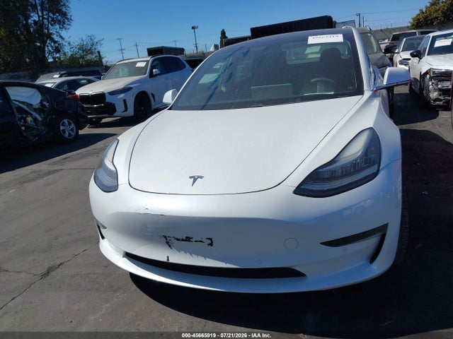 Продажа на аукционе авто 2019 Tesla Model 3 Long Range/performance, vin: 5YJ3E1EB5KF512484, номер лота: 45665919
