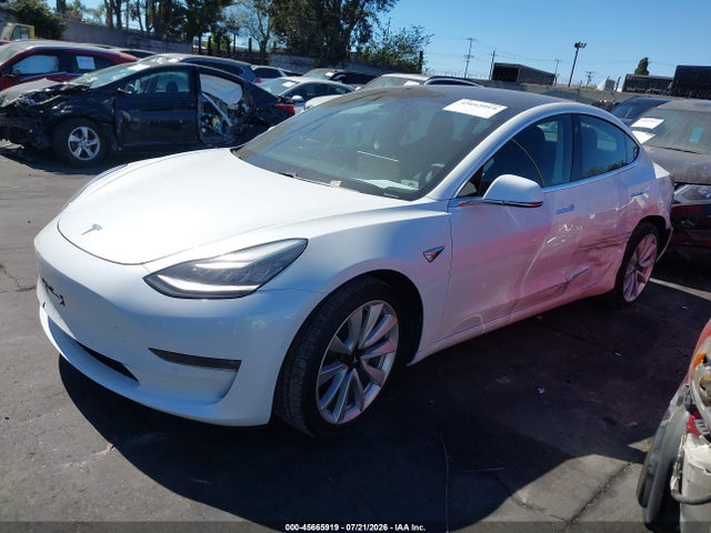 Продажа на аукционе авто 2019 Tesla Model 3 Long Range/performance, vin: 5YJ3E1EB5KF512484, номер лота: 45665919