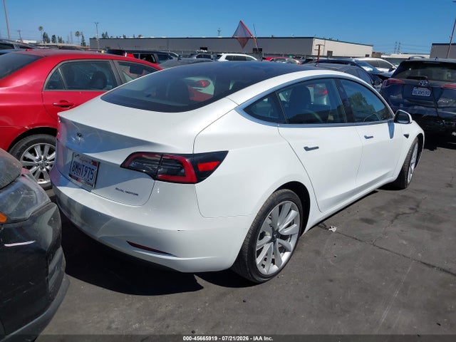 Продажа на аукционе авто 2019 Tesla Model 3 Long Range/performance, vin: 5YJ3E1EB5KF512484, номер лота: 45665919