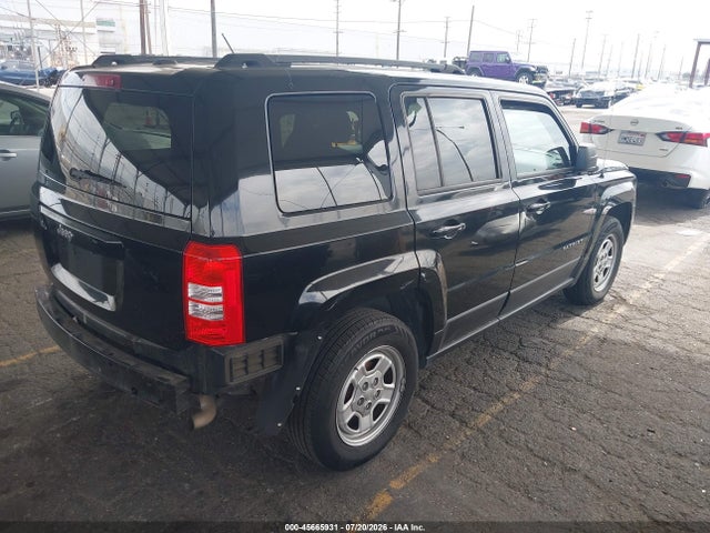 1C4NJPBA6GD655767 Jeep Patriot Sport