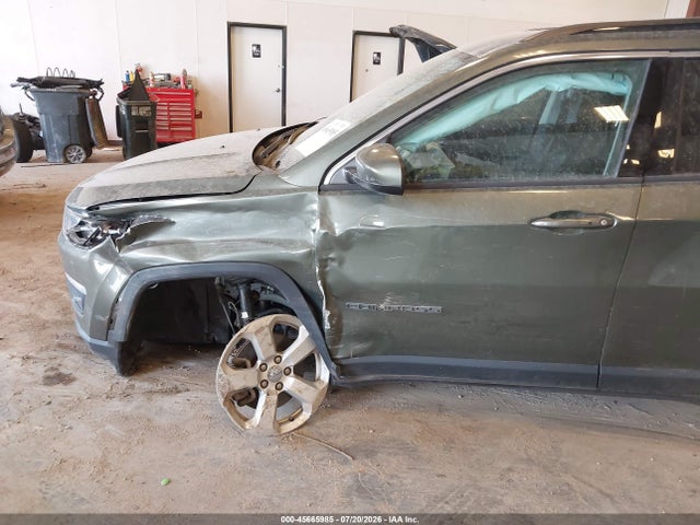 Продажа на аукционе авто 2018 Jeep Compass Latitude 4x4, vin: 3C4NJDBB8JT283826, номер лота: 45665985