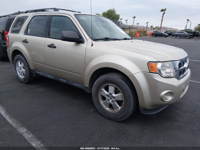 2011 Ford Escape Xlt მანქანა იყიდება აუქციონზე, vin: 1FMCU0DG2BKA87184, აუქციონის ნომერი: 45666052