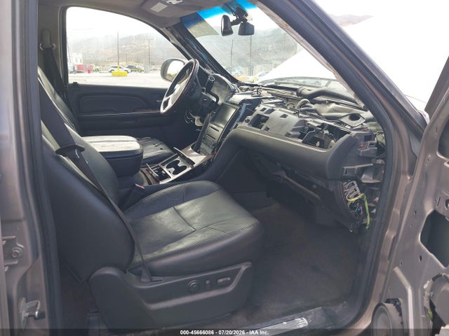 2007 Cadillac Escalade მანქანა იყიდება აუქციონზე, vin: 1GYFK63897R365074, აუქციონის ნომერი: 45666086