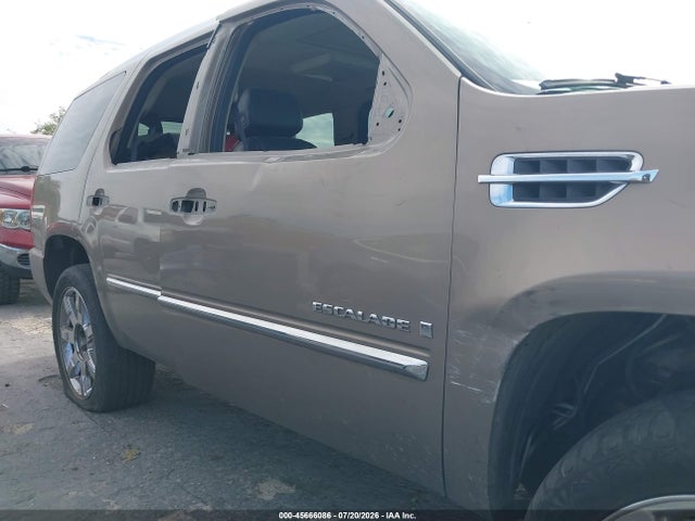 2007 Cadillac Escalade მანქანა იყიდება აუქციონზე, vin: 1GYFK63897R365074, აუქციონის ნომერი: 45666086