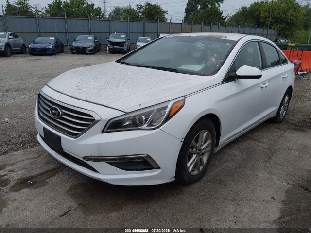 Hyundai SONATA SE 2015 5NPE24AF8FH012418 Image 2