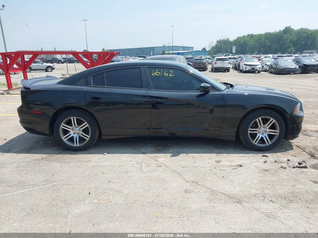 2013 Dodge Charger Sxt მანქანა იყიდება აუქციონზე, vin: 2C3CDXHG0DH535458, აუქციონის ნომერი: 45666162