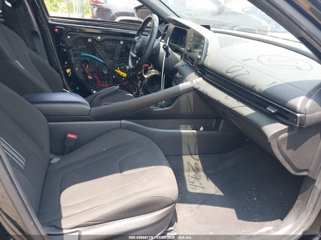 Продажа на аукционе авто 2025 Hyundai Elantra Sel Sport, vin: KMHLM4DG6SU900621, номер лота: 45666175