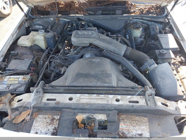 45666190 :رقم المزاد ، 1LNCM81W1MY737133 vin ، 1991 Lincoln Town Car Executive مزاد بيع