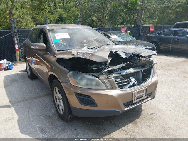 Продаж на аукціоні авто 2012 Volvo Xc60 3.2/3.2 Platinum/3.2 Premier/3.2 Premier Plus, vin: YV4952DL0C2327707, номер лоту: 45666223