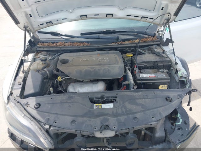 Chrysler 200 Limited 2015 1C3CCCAB5FN578763 Image 10