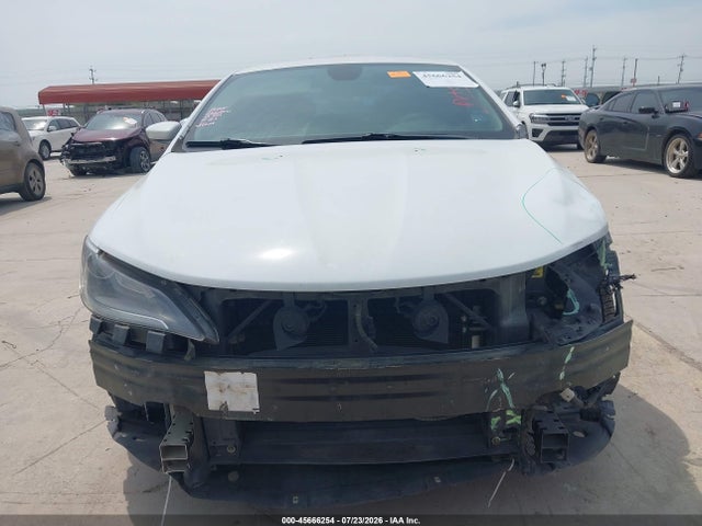 Chrysler 200 Limited 2015 1C3CCCAB5FN578763 Image 13