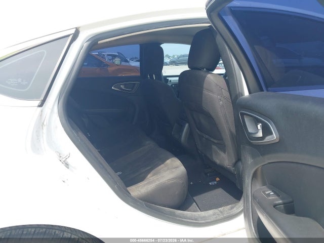Chrysler 200 Limited 2015 1C3CCCAB5FN578763 Image 8