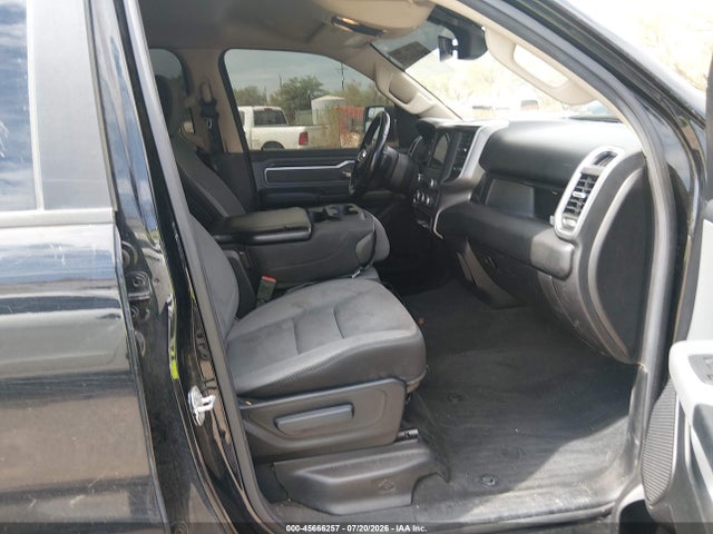 1C6SRFFT1KN881789 RAM 1500 Big Horn/lone Star 4x4 5&#039;7 Box