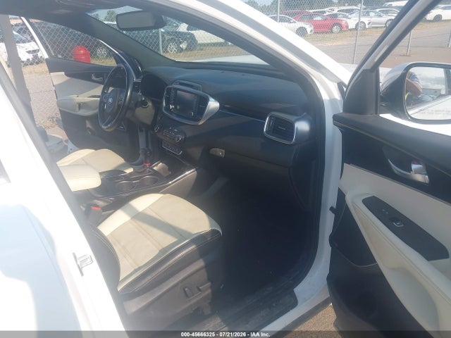 Продажа на аукционе авто 2016 Kia Sorento 3.3l Sxl, vin: 5XYPKDA5XGG077716, номер лота: 45666325