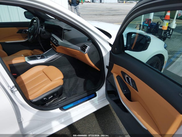 45666405 :رقم المزاد ، 3MW49FS05R8E25429 vin ، 2024 Bmw M340i مزاد بيع