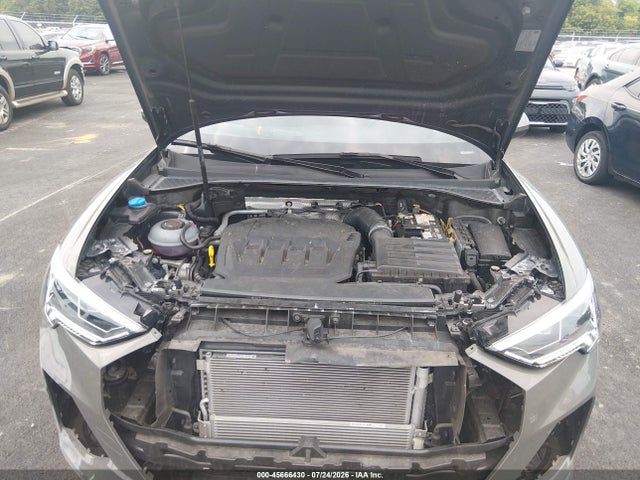 2024 Audi Q3 Premium Plus 45 Tfsi S Line Quattro Tiptronic მანქანა იყიდება აუქციონზე, vin: WA1EECF32R1164443, აუქციონის ნომერი: 45666430