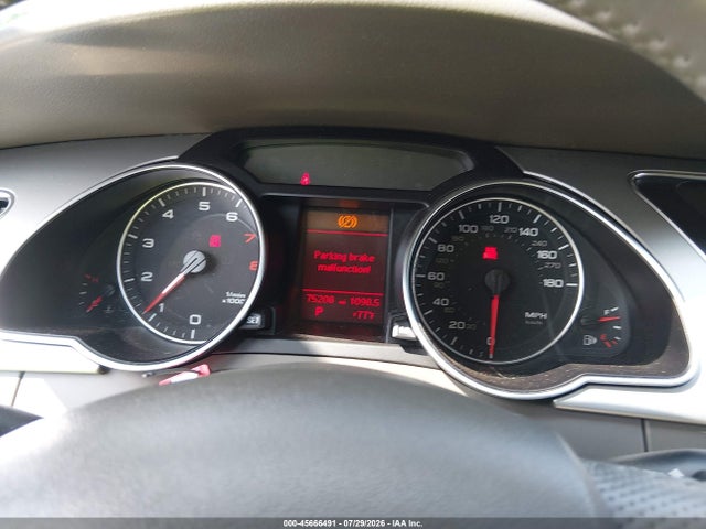 Продаж на аукціоні авто 2012 Audi A5 2.0t Premium, vin: WAULFAFH7CN005828, номер лоту: 45666491