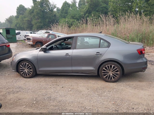 Продаж на аукціоні авто 2016 Volkswagen Jetta 1.8t Sport, vin: 3VWD17AJ6GM271681, номер лоту: 45666508
