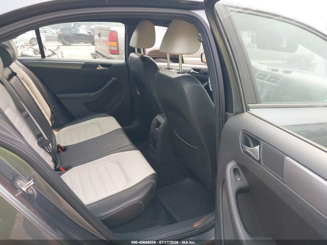 Продаж на аукціоні авто 2016 Volkswagen Jetta 1.8t Sport, vin: 3VWD17AJ6GM271681, номер лоту: 45666508