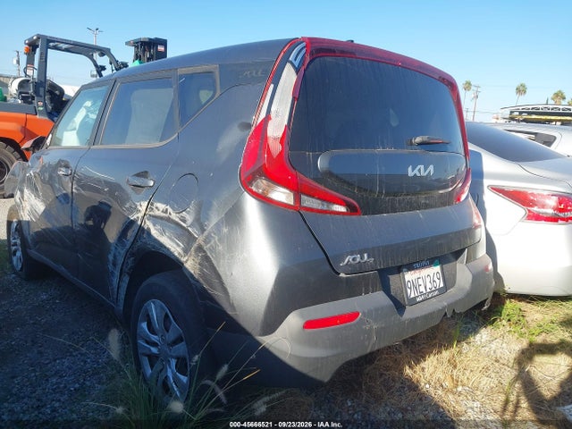 KIA SOUL LX 2022 KNDJ23AU8N7836722 Image 3