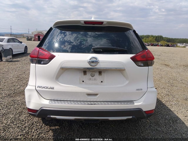 Nissan ROGUE S 2018 5N1AT2MV7JC726415 Image 17