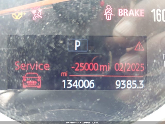 45666565 :رقم المزاد ، WMWLU1C52J2F28952 vin ، 2018 Mini Clubman Cooper مزاد بيع