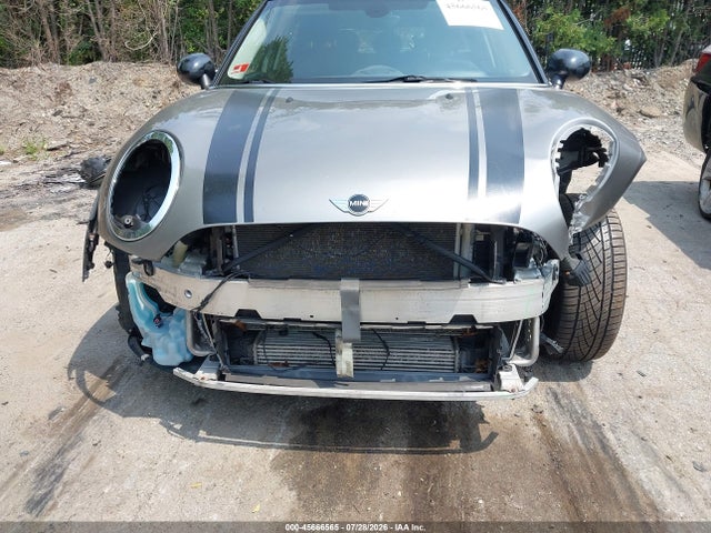 45666565 :رقم المزاد ، WMWLU1C52J2F28952 vin ، 2018 Mini Clubman Cooper مزاد بيع