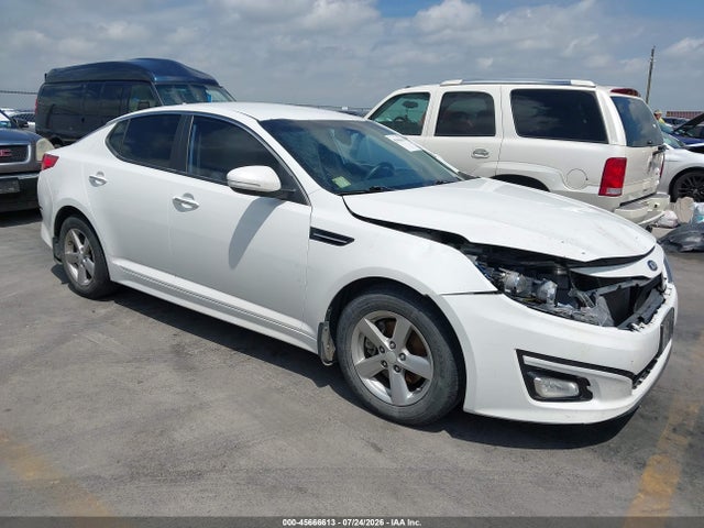 Auction sale of the 2015 Kia Optima Lx, vin: 5XXGM4A71FG370726, lot number: 45666613