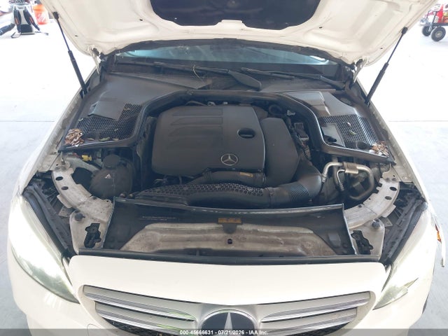55SWF8DB1KU317310 Mercedes-Benz C 300