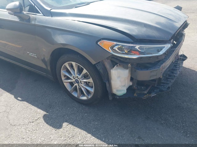 3FA6P0PU8HR329786 Ford Fusion Energi Se Luxury